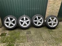 Winterbanden 225/45R17 91H en velgen  W204