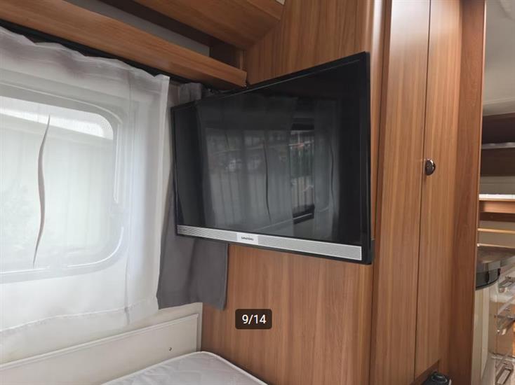 Grote foto hobby on tour 4.70 kmf 2016 stapelbed vast bed caravans en kamperen caravans