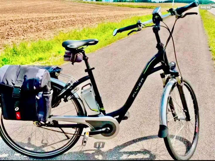 Grote foto partij elektrische flyer fietsen van raam balance fietsen en brommers elektrische fietsen